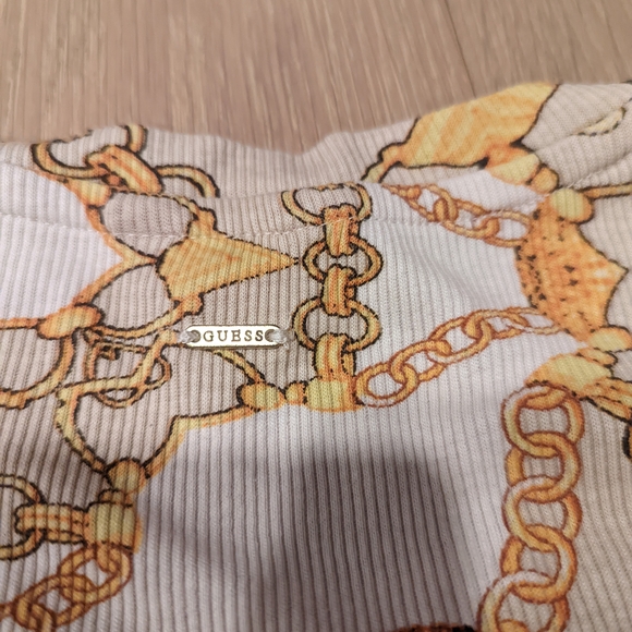 Chain Print Ruched Top - Picture 3 of 9